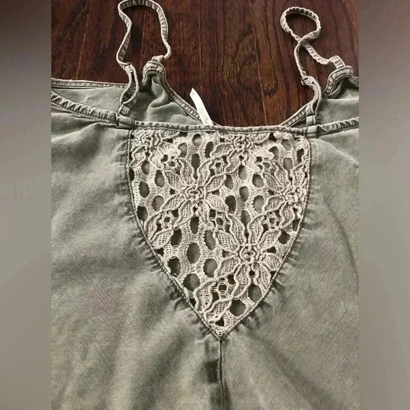 Free People Women’s S Hunter/Army Green Spaghetti Straps Crop Top w/Fringe - EUC - Picture 7 of 10